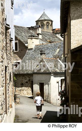 LE  VILLAGE TRADITIONNEL   D' AUBAZINE, CORREZE, (19F02238.jpg)