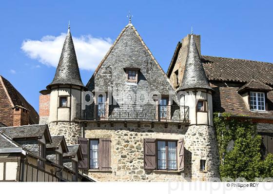 LE VILLAGE DE BEAULIEU SUR DORDOGNE, VALLEE DE LA DORDOGNE, CORREZE, LIMOUSIN. (19F02519.jpg)