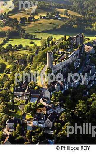 VILLAGE PERCHE   DE TURENNE,  VALLEE DE LA TOURMENTE, CORREZE, LIMOUSIN. (19F02828.jpg)