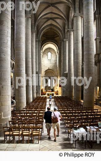 COLLEGIALE SAINT MARTIN, VILLE  DE  BRIVE, CORREZE, LIMOUSIN. (19F03108.jpg)