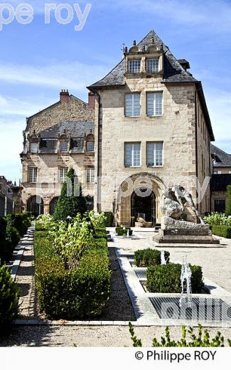 MAISON  CAVAIGNAC,  VILLE  DE  BRIVE, CORREZE, LIMOUSIN. (19F03132.jpg)