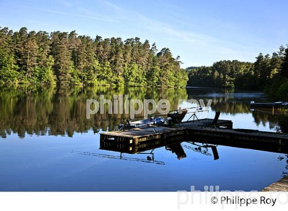 ETANG DE RUFFAUD,  GORGES DE LA MONTANE, GIMEL, CORREZE, (19F04426.jpg)