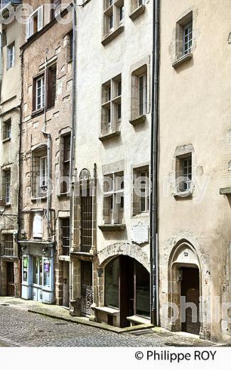 QUARTIER  DE L' ENCLOS, VILLE DE TULLE, CORREZE, LIMOUSIN. (19F04627.jpg)