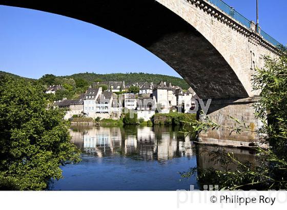 ARGENTAT SUR DORDOGNE,  HAUTE  VALLEE DE LA DORDOGNE,  CORREZE. (19F05634.jpg)