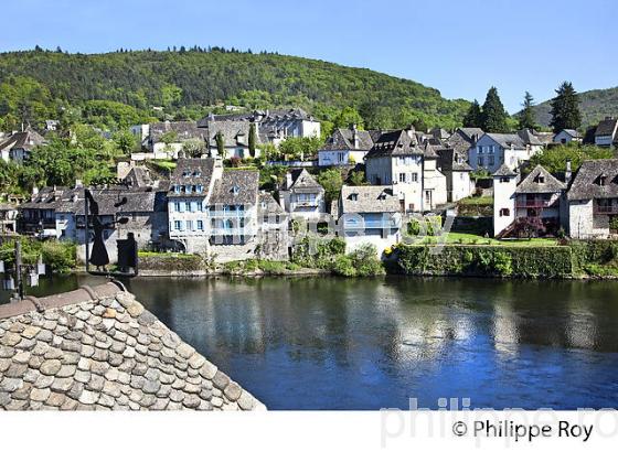 ARGENTAT SUR DORDOGNE,  HAUTE  VALLEE DE LA DORDOGNE,  CORREZE. (19F05702.jpg)