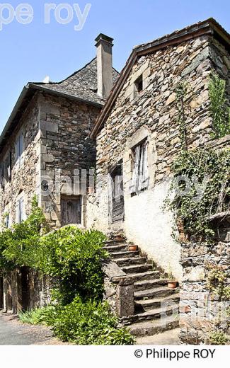 VILLAGE DE BRIVEZAC,  HAUTE  VALLEE DE LA DORDOGNE,  CORREZE. (19F05903.jpg)