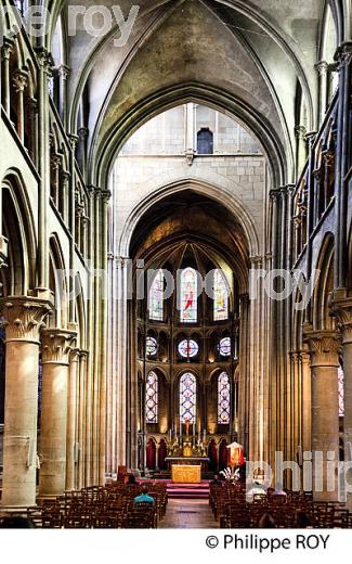 EGLISE NOTRE-DAME, VILLE DE  DIJON, COTE D' OR, BOURGOGNE. (21F03012.jpg)