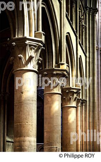 EGLISE NOTRE-DAME, VILLE DE  DIJON, COTE D' OR, BOURGOGNE. (21F03013.jpg)