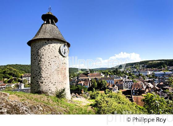 TOUR DE L' HORLOGE, VIEILLE VILLE DE AUBUSSON, CREUSE, LIMOUSIN. (23F00841.jpg)