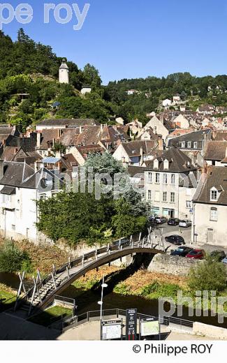 LA VIEILLE VILLE DE AUBUSSON, CREUSE, LIMOUSIN. (23F00846.jpg)