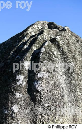 LES  PIERRE JAUMATRES, MONT BARLOT,  TOULX-SAINTE-CROIX, CREUSE, LIMOUSIN. (23F01007.jpg)