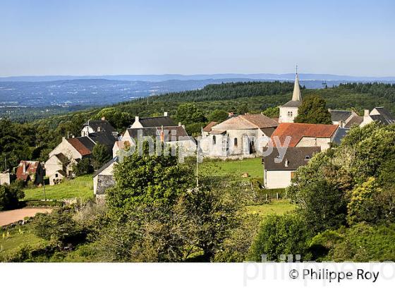 VILLAGE DE  TOULX-SAINTE-CROIX, CREUSE, LIMOUSIN. (23F01018.jpg)