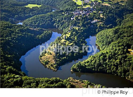 CHATEAU DE CROZANT, VALLEE DES PEINTRES,  CREUSE,  LIMOUSIN. (23F01712.jpg)