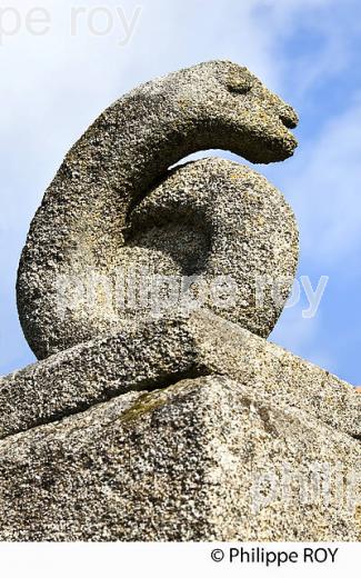 MACONS CREUSOIS, VILLAGE DE MASGOT,  CREUSE, LIMOUSIN. (23F02121.jpg)