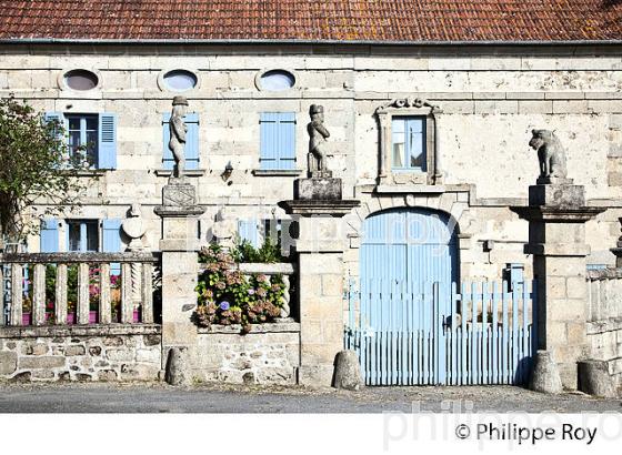 MACONS CREUSOIS, VILLAGE DE MASGOT,  CREUSE, LIMOUSIN. (23F02125.jpg)