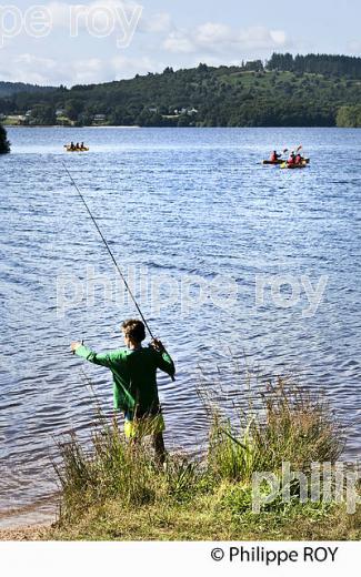 RANDONNEE VELO, LAC DE VASSIVIERE, LIMOUSIN. (23F03037.jpg)