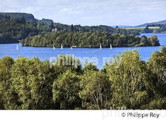 PAYSAGE,  LAC DE VASSIVIERE, CREUSE, LIMOUSIN. (23F03039.jpg)