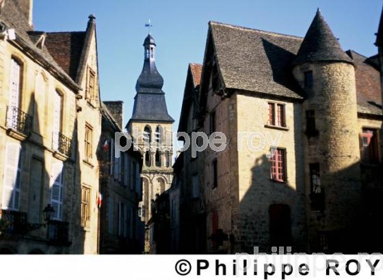 La valle de la Dordogne (24F00116.jpg)
