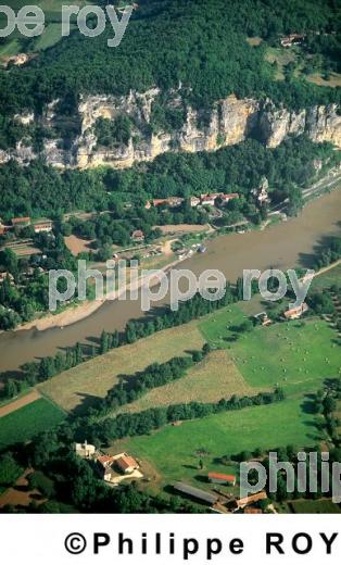 La valle de la Dordogne (24F00337.jpg)