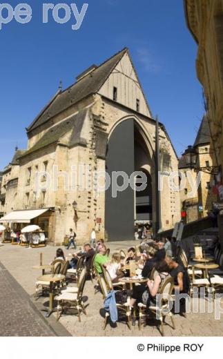 Sarlat la Canda - Dordogne (24F00929.jpg)