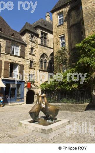 Sarlat la Canda - Dordogne (24F00935.jpg)
