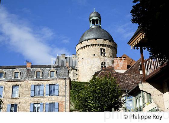 CHATEAU DE HAUTEFORT, VALLEE DE L' AUVEZERE, PERIGORD NOIR, DORDOGNE. (24F01339.jpg)