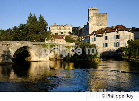 BOURDEILLES, VALLEE DE LA DRONNE, PERIGORD VERT, DORDOGNE, FRANCE (24F01615.jpg)