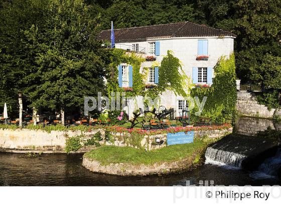 BRANTOME, VALLEE DE LA DRONNE, PERIGORD VERT, DORDOGNE, FRANCE (24F01801.jpg)