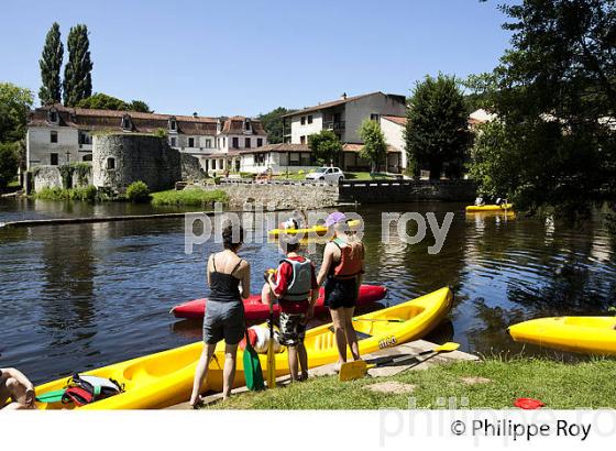 BRANTOME, VALLEE DE LA DRONNE, PERIGORD VERT, DORDOGNE, FRANCE (24F01808.jpg)