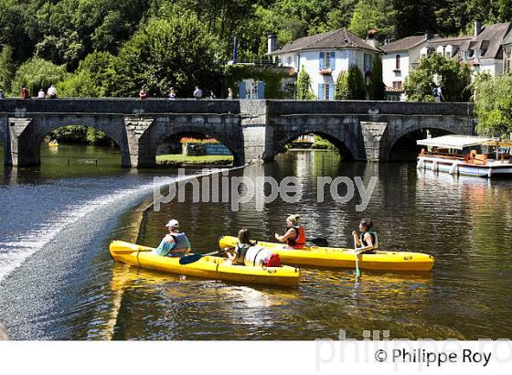 BRANTOME, VALLEE DE LA DRONNE, PERIGORD VERT, DORDOGNE, FRANCE (24F01811.jpg)