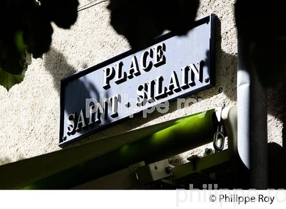 PLACE SAINT-SILAIN, PERIGUEUX , PERIGORD BLANC, DORDOGNE, FRANCE (24F02432.jpg)