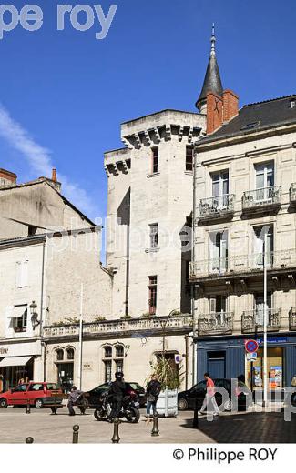 QUARTIER PUY SAINT-FRONT, PERIGUEUX , PERIGORD BLANC, DORDOGNE, FRANCE (24F02437.jpg)