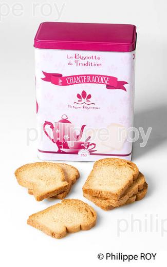 BISCOTTE TRADITIONNELLE CHANTERACOISE , PERIGORD BLANC, DORDOGNE, FRANCE (24F02704.jpg)