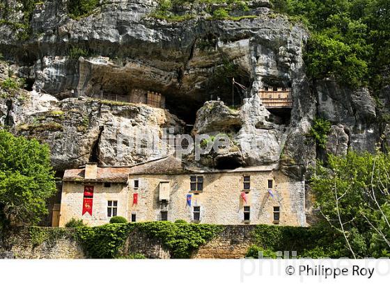 MAISON FORTE DE REIGNAC, HABITAT TROGLODYTIQUE, VALLEE DE LA VEZERE, PERIGORD NOIR. (24F02932.jpg)