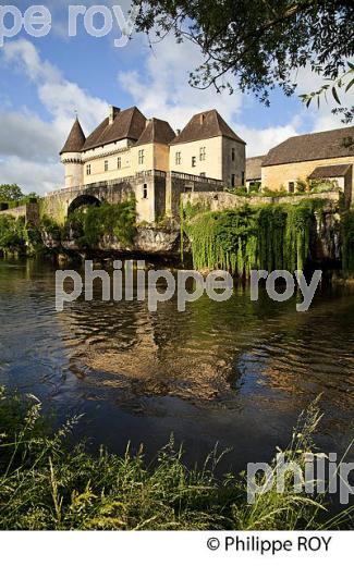 CHATEAU DE LOSSE, VALLEE DE LA VEZERE, PERIGORD NOIR, DORDOGNE, FRANCE. (24F03320.jpg)