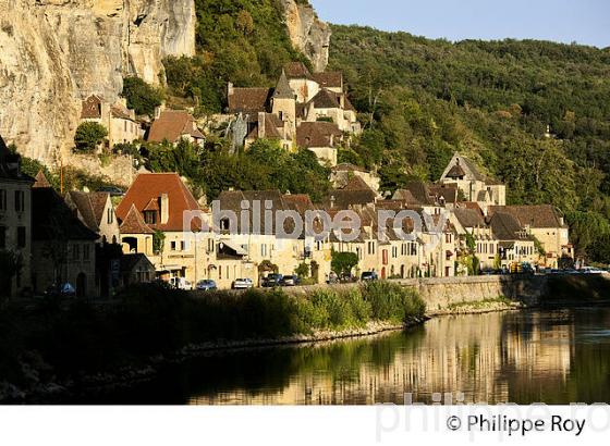 VILLAGE DE LA ROQUE GAGEAC, PERIGORD NOIR, DORDOGNE, FRANCE (24F04625.jpg)