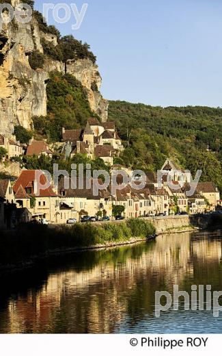 VILLAGE DE LA ROQUE GAGEAC, PERIGORD NOIR, DORDOGNE, FRANCE (24F04629.jpg)