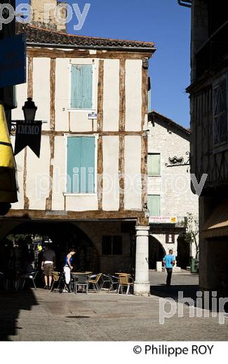 BASTIDE DE EYMET, PERIGORD POURPRE, DORDOGNE, FRANCE (24F05722.jpg)