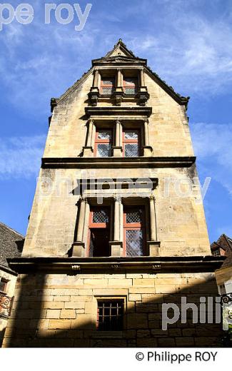 HOTEL DE VIENNE, VIEUX SARLAT, PERIGORD, DORDOGNE, FRANCE (24F06028.jpg)