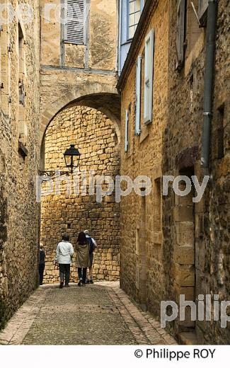 VIEUX SARLAT, PERIGORD, DORDOGNE, FRANCE (24F06227.jpg)