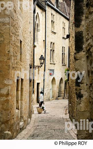 ABBAYE SAINTE CLAIRE, VIEUX SARLAT, PERIGORD, DORDOGNE, FRANCE (24F06235.jpg)