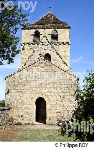 VILLAGE FORTIFIE DE MONTFERRAND DU PERIGORD,  PERIGORD POURPRE, DORDOGNE. (24F06437.jpg)