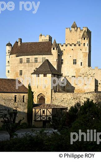 CHATEAU DE BEYNAC, PERIGORD NOIR , VALLEE DE LA  DORDOGNE. (24F06725.jpg)