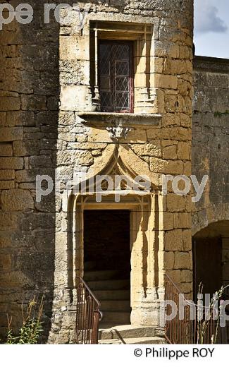 CHATEAU DE BIRON, PERIGORD POURPRE, DORDOGNE. (24F07703.jpg)