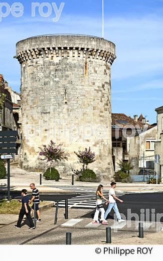 TOUR MATAGUERRE, CITE MEDIEVALE   DE PERIGUEUX, DORDOGNE. (24F09108.jpg)