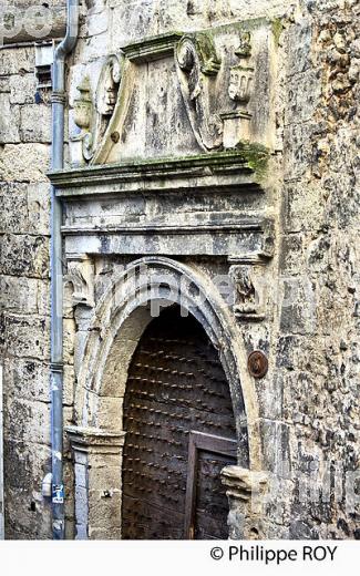 MAISON SAINT ASTIER,  CITE MEDIEVALE   DE PERIGUEUX, DORDOGNE. (24F09138.jpg)