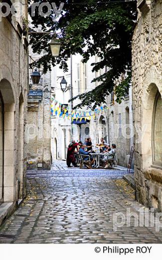 RUE EGUILLERIE , CITE MEDIEVALE  DE PERIGUEUX, DORDOGNE. (24F09235.jpg)