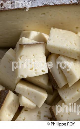 PRODUITS DU TERROIR, FRANCHE-COMTE, FRANCE (25F00222.jpg)