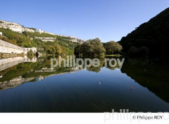 LE DOUBS ET SES RIVES, BESANCON, DOUBS, FRANCE (25F00332.jpg)