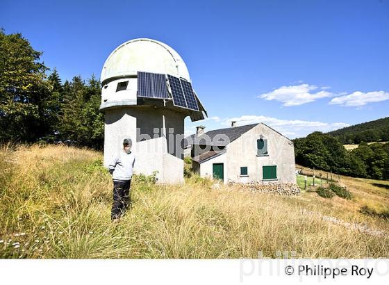 OBSERVATOIRE ASTRONOMIQUE DES PISES, MASSIF DE L'  AIGOUAL ,  CEVENNES , COMMUNE DE DOURBIES, GARD. (30F00329.jpg)